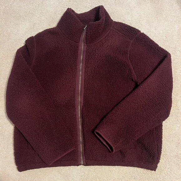 Burgundy Old Navy sherpa zip-up jacket - Picture 1 of 4